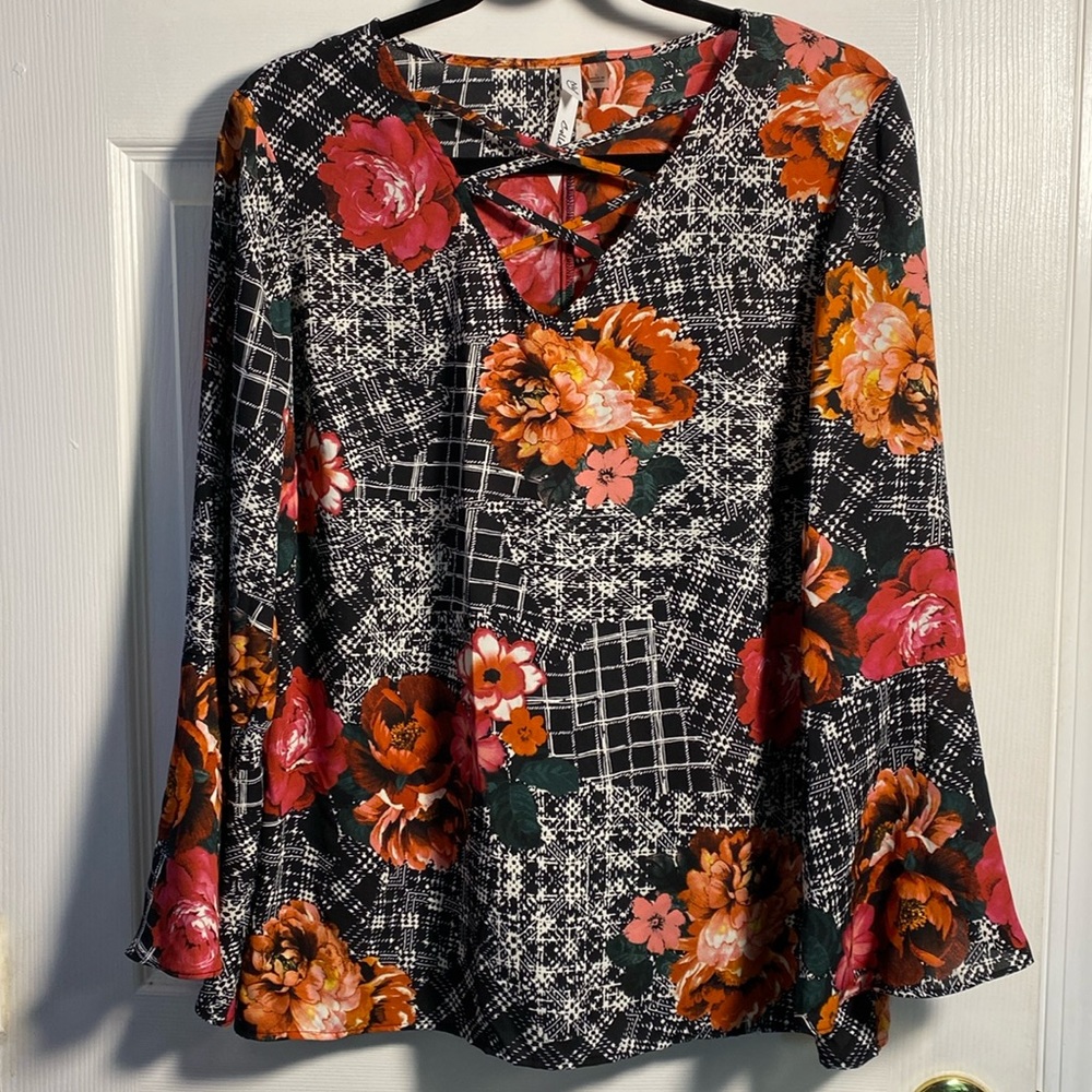 NY Collection Boho Bell Sleeve Floral Top, Large